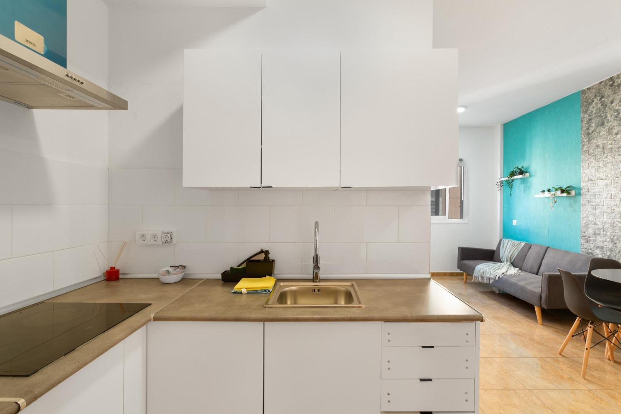 1b Ren Coqueto Apartment *